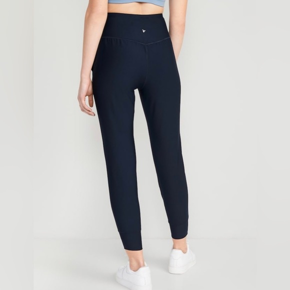 NWT! Navy High-Waisted PowerSoft 7/8-Length Joggers - Size 2X💎 - Picture 2 of 9